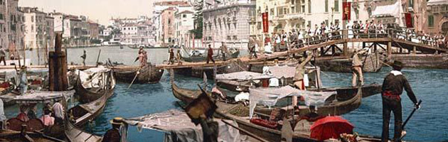 Processione sul Canal Grande, Venezia, Italia
