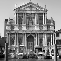 Chiesa di Santa Maria di Nazareth (degli Scalzi)