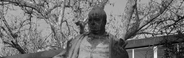 Giardini. Monumento a Gustavo Modena