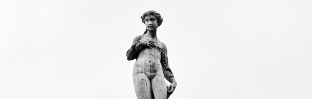 Ala del Palazzo Reale. Balaustra con divinità classiche