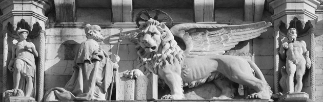 Palazzo Ducale. Statua femminile